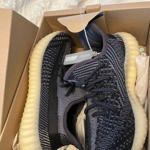 Yeezy Boost 350 V2 Asriel/Carbon Womens size 6 Mens size 4.5.